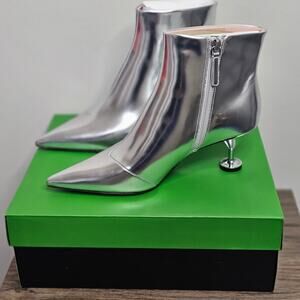 Kate Spade Women Garnish Zip-up Pump Booties Size 8.5 Silver NWT